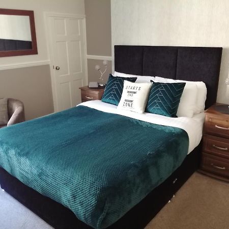 Burleigh Guest House Ландъндо Екстериор снимка