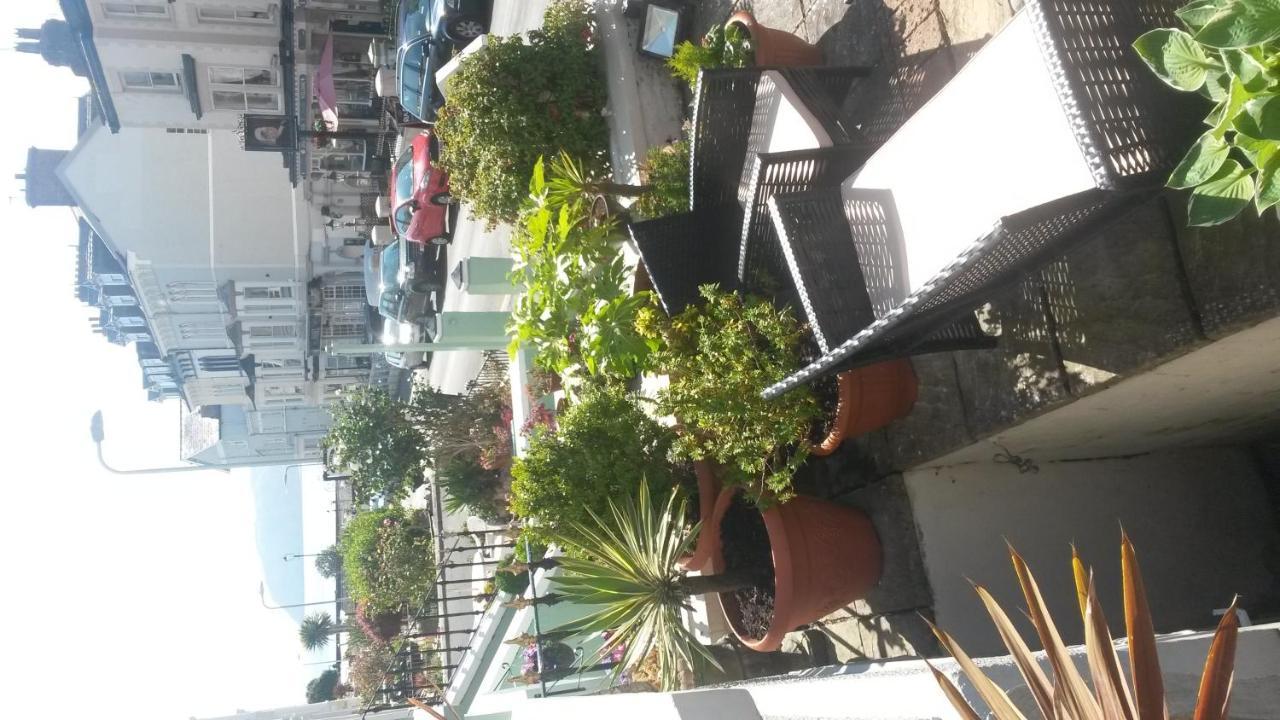 Burleigh Guest House Ландъндо Екстериор снимка