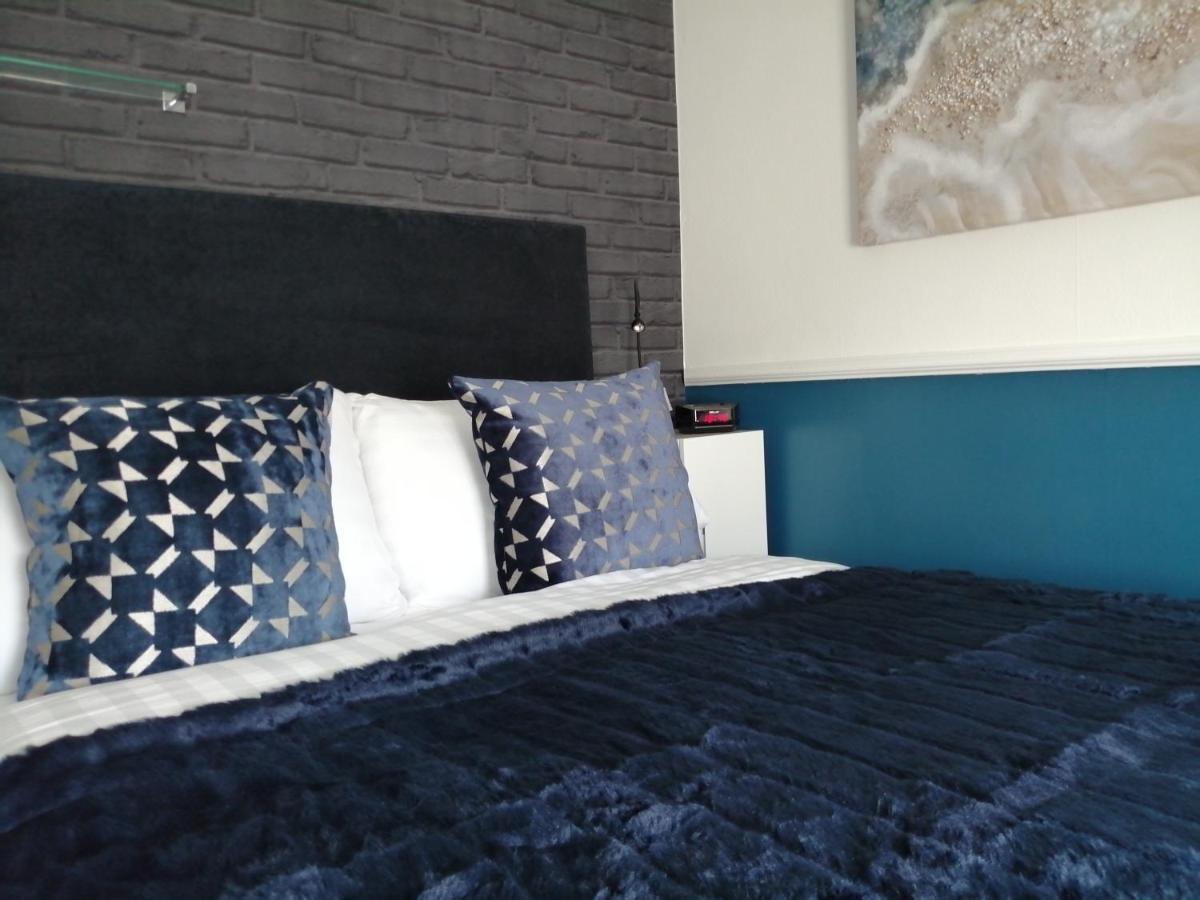 Burleigh Guest House Ландъндо Екстериор снимка